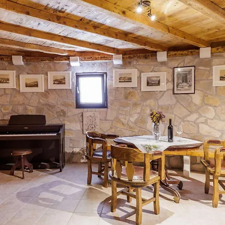Arteum Ferienhaus *