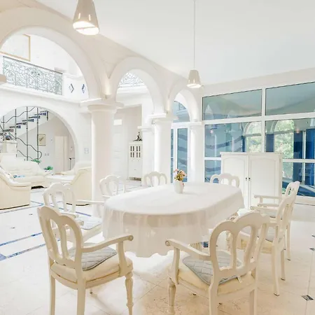 Arteum 마카르스카