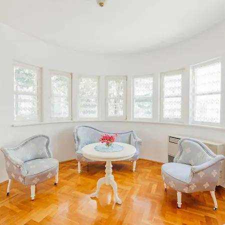 Arteum 마카르스카